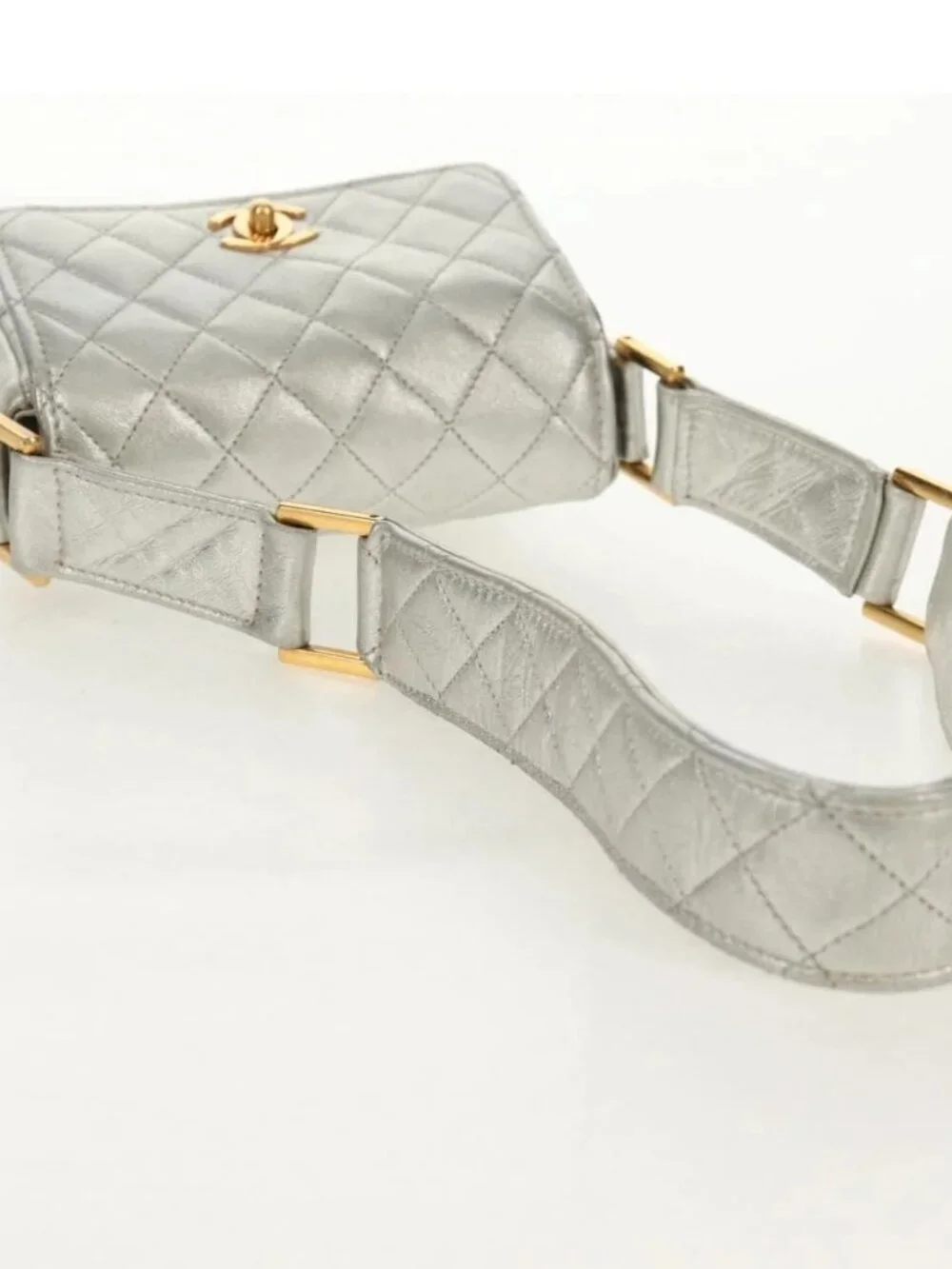 CHANEL Matelasse Shoulder Bag Leather Silver Gold CC Auth 152450SAV